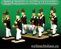 Seiffen Weihnachtshaus - Bergmann geschnitzt aus Holz mit Kesselpauke - Bild 2