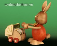 Seiffen Weihnachtshaus - Stupsi        Osterhase- Kuhnert  mit Kinderwagen Neu 2020 - Bild 2
