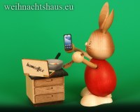 Osterhasen Kuhnerts Stupsi Neuheit Neue Osterhase zu Hause arbeiten  Kuhnert  im Homeoffice Neu 2022 Erzgebirge günstig kaufen aus Holz